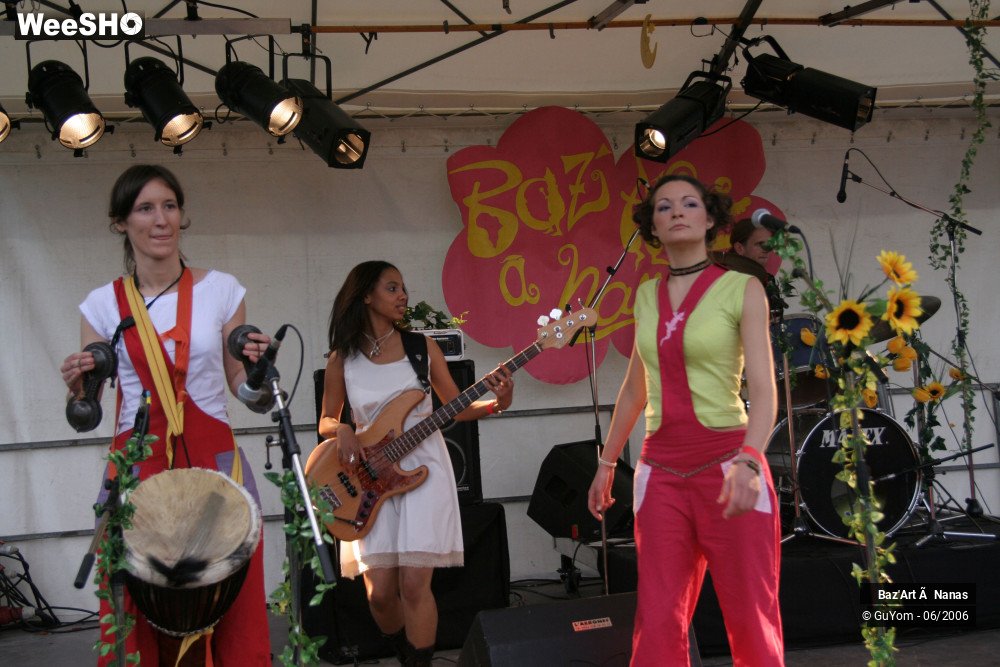 22/37 photos du spectacle Baz'Art à Nanas